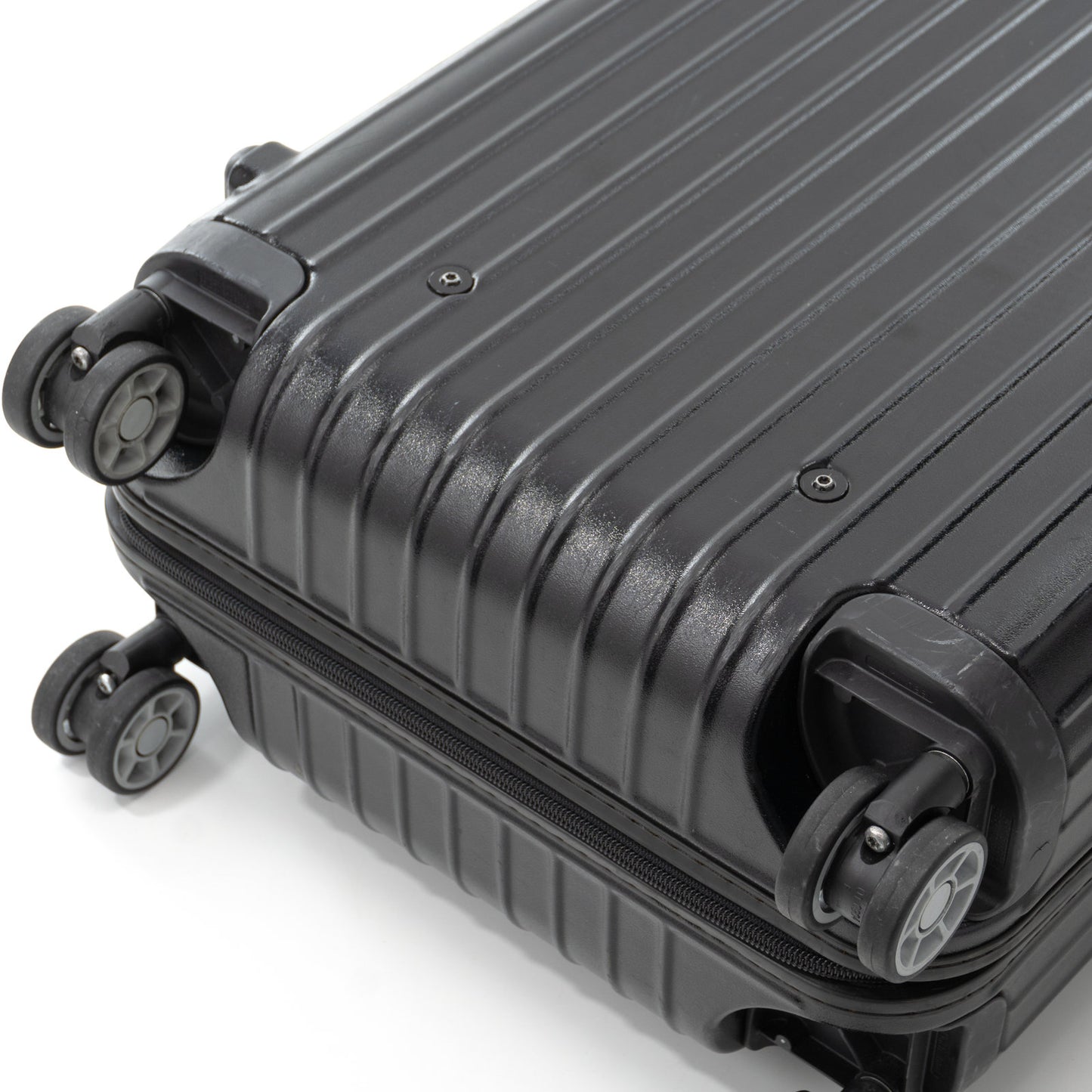 RIMOWA(リモワ) サルサ 32L 4輪 キャビンS
