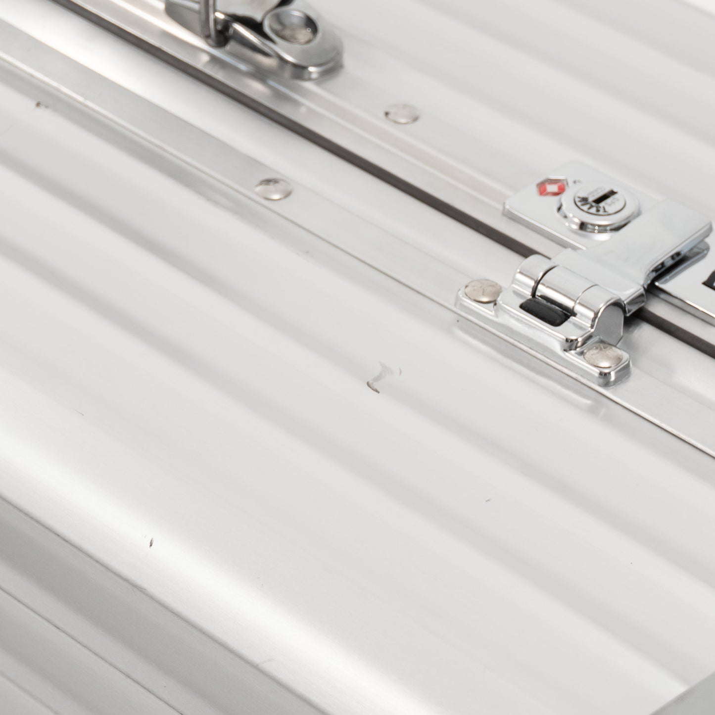 RIMOWA(リモワ) クラシックフライト 60L 4輪 チェックインM