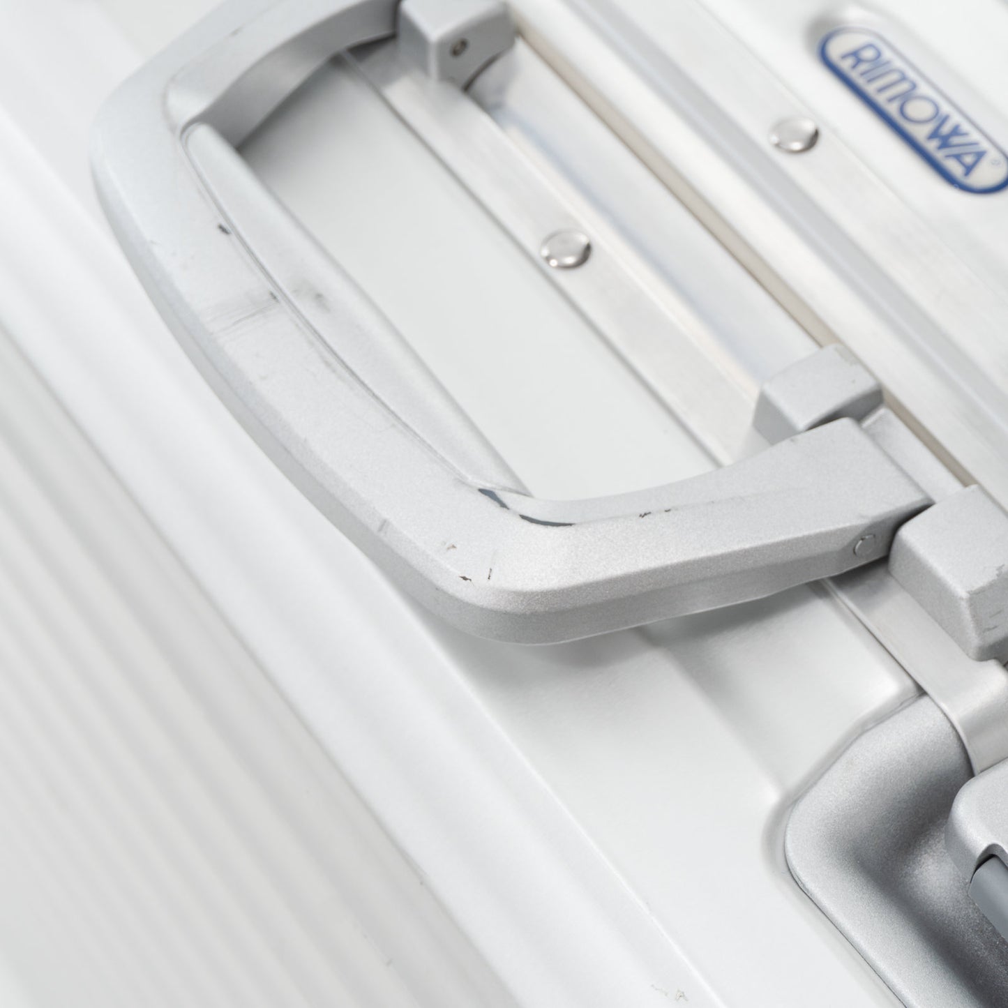 RIMOWA(リモワ) トパーズ 32L 4輪 キャビンS