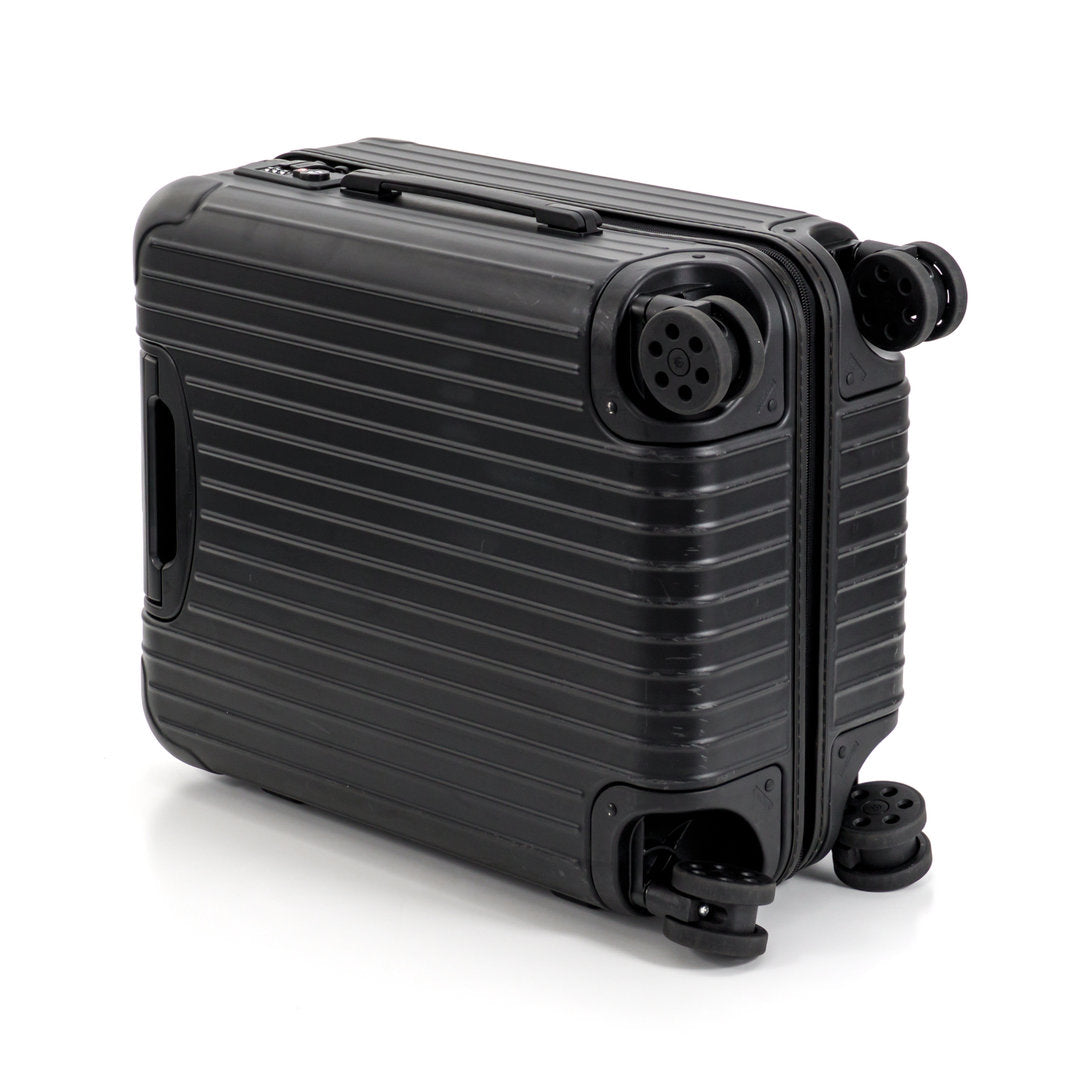 RIMOWA(リモワ) エッセンシャルスリーブ キャビンプラス 46L 4輪