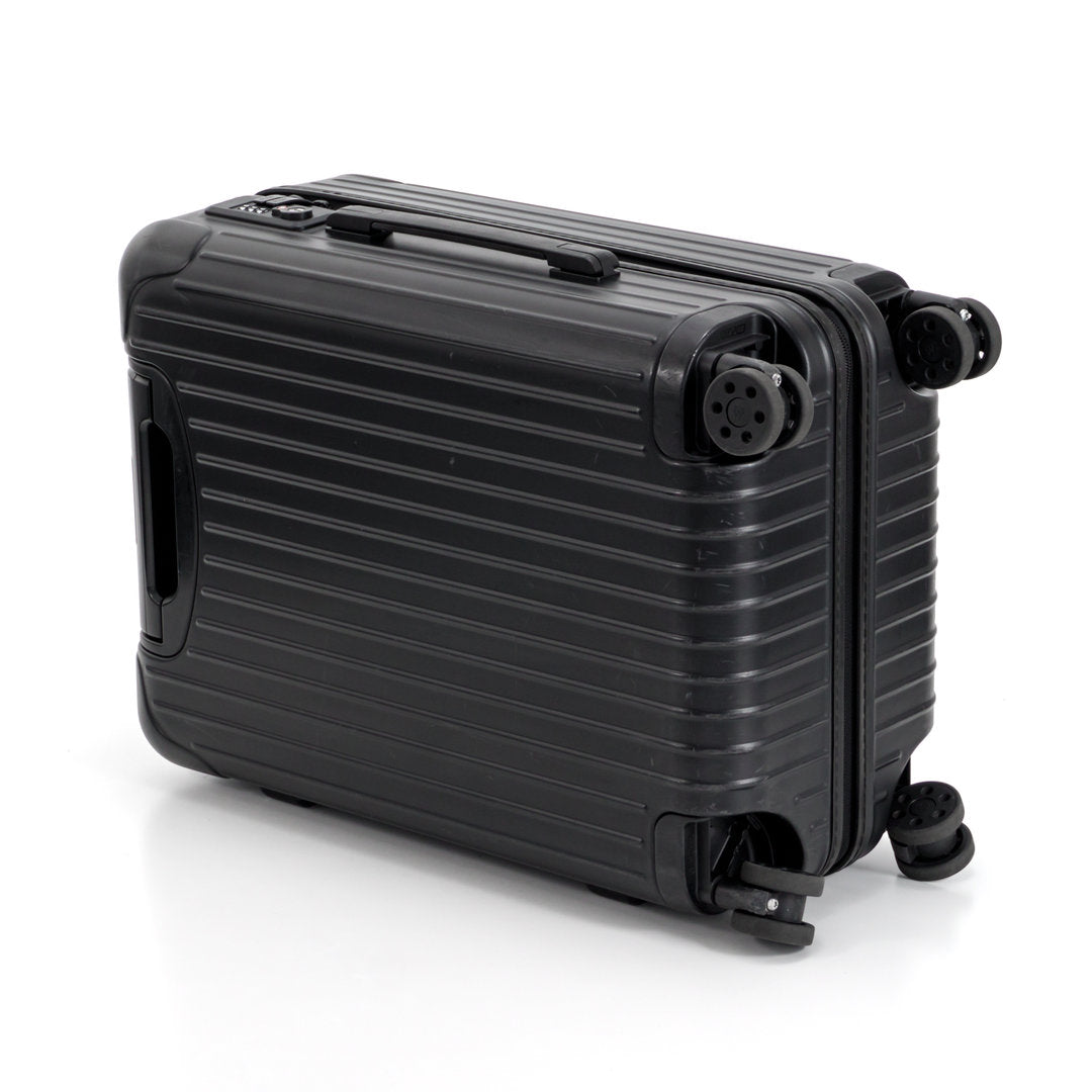 RIMOWA(リモワ) エッセンシャル 36L 4輪 キャビン