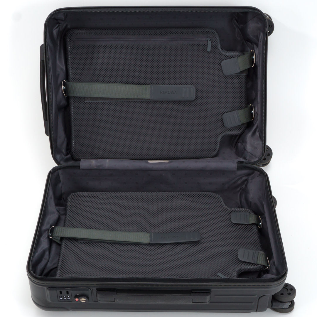 RIMOWA(リモワ) エッセンシャル 36L 4輪 キャビン