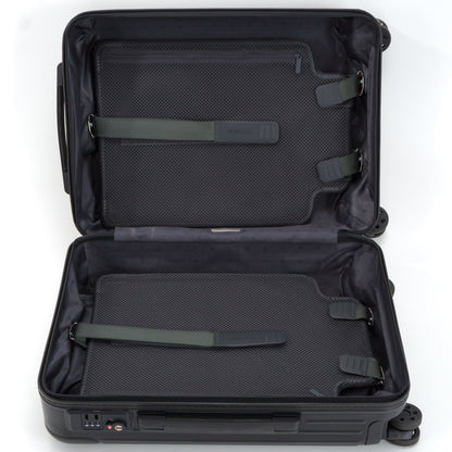 RIMOWA(リモワ) エッセンシャル 36L 4輪 キャビン