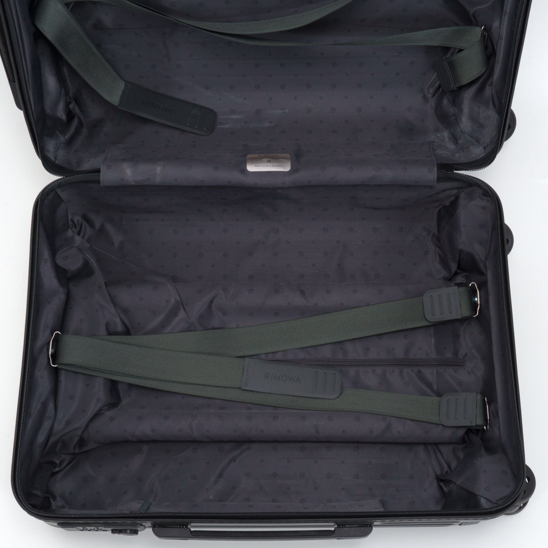 RIMOWA(リモワ) エッセンシャル 36L 4輪 キャビン