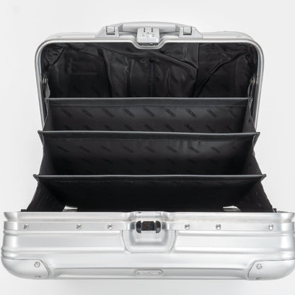 RIMOWA(リモワ) トパーズ 26L 4輪 コンパクト