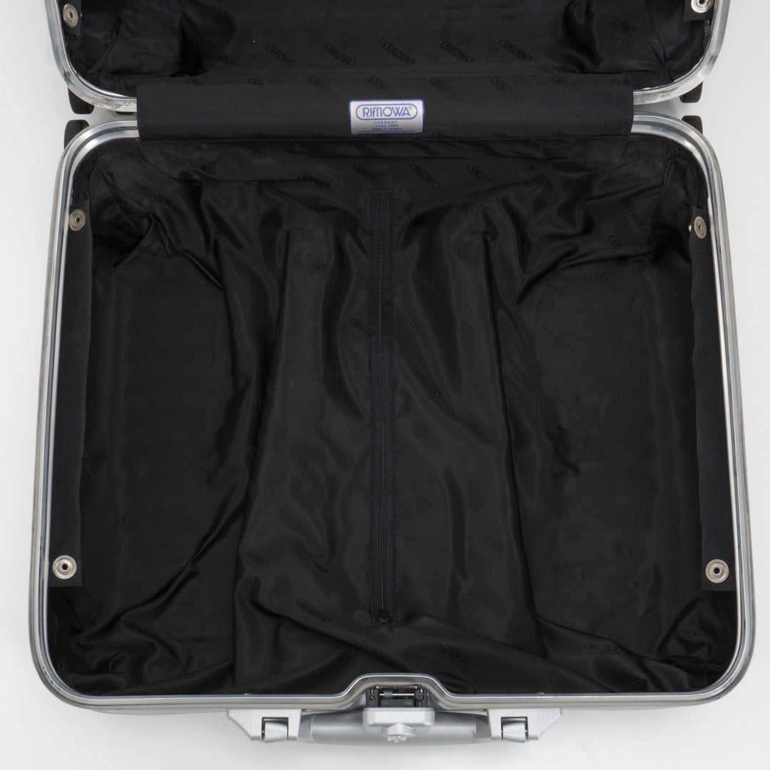 RIMOWA(リモワ) トパーズ 26L 4輪 コンパクト