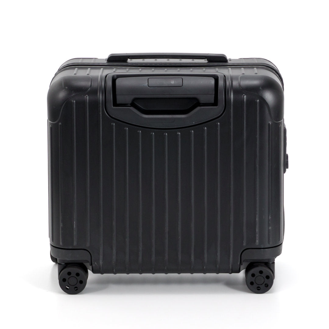 RIMOWA(リモワ) エッセンシャルスリーブ コンパクト 31L 4輪