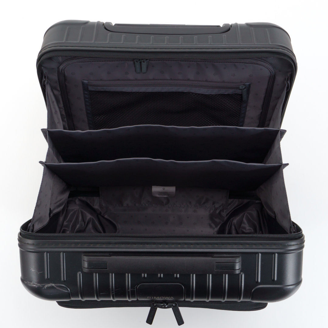 RIMOWA(リモワ) エッセンシャルスリーブ コンパクト 31L 4輪