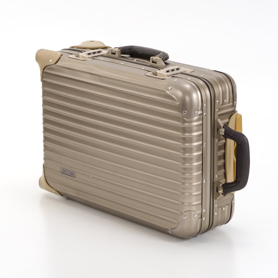 RIMOWA(リモワ) トパーズ 32L 2輪 キャビンS