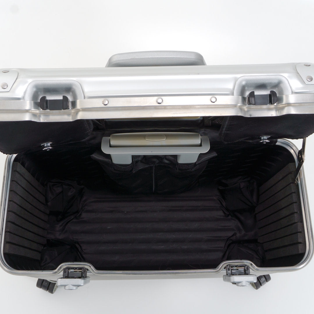 RIMOWA(リモワ) トパーズ 34L 4輪 パイロット